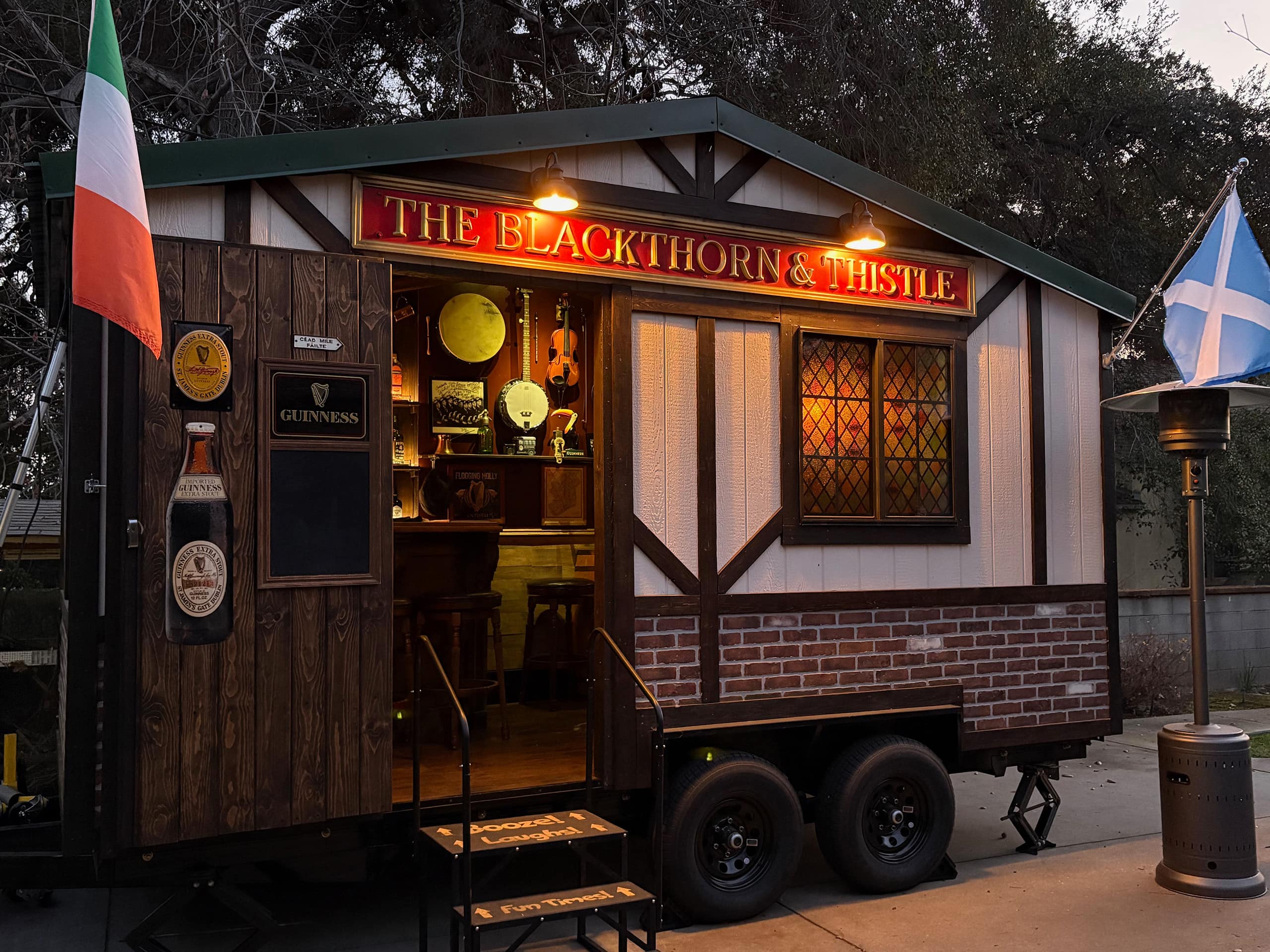 The Blackthorn & Thistle